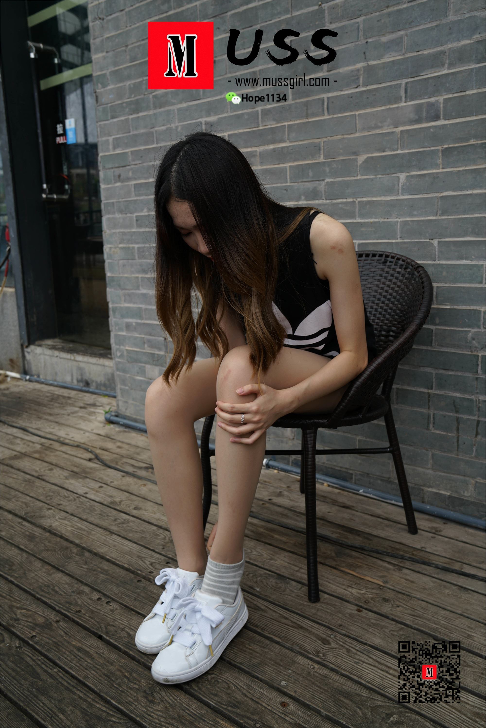 MussGirl慕丝女郎  NO.009 开心少女腿腿